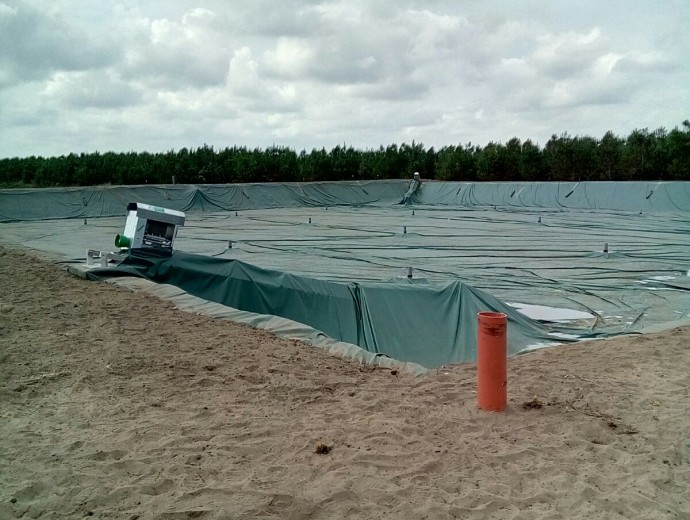 afvalwaterbassin_waste water reservoir_ Bordeaux_Landbouw_Genap.jpg