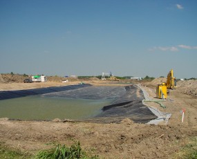Afzinken folieconstructie-submerging geomembrane construction-Heterenrenkum1-GWW-Genap.jpg