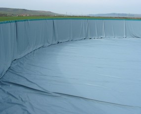 opslag van mest in silo slurry storage Cluj-Napoca Landbouw Genap.jpg