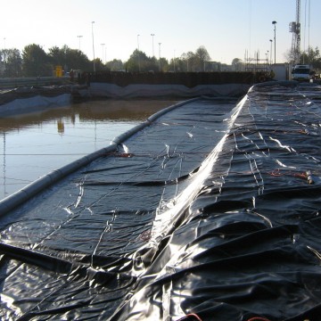 Folie onder tunneltoeritten, Peelo Zuid