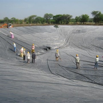 Gesloten waterbassin India