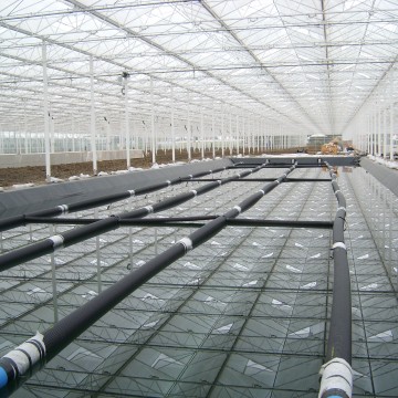 Space-saving water storage