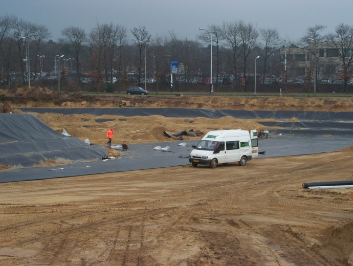 Onderafdichting_bottom seal_Weg door Jonkerbos_GWW_Genap.jpg