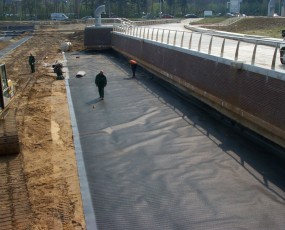Onderafdichting_bottom seal_Weg door Jonkerbos1_GWW_Genap.jpg